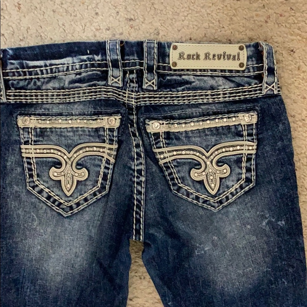 VGUC Rock Revival Jeans Size 26